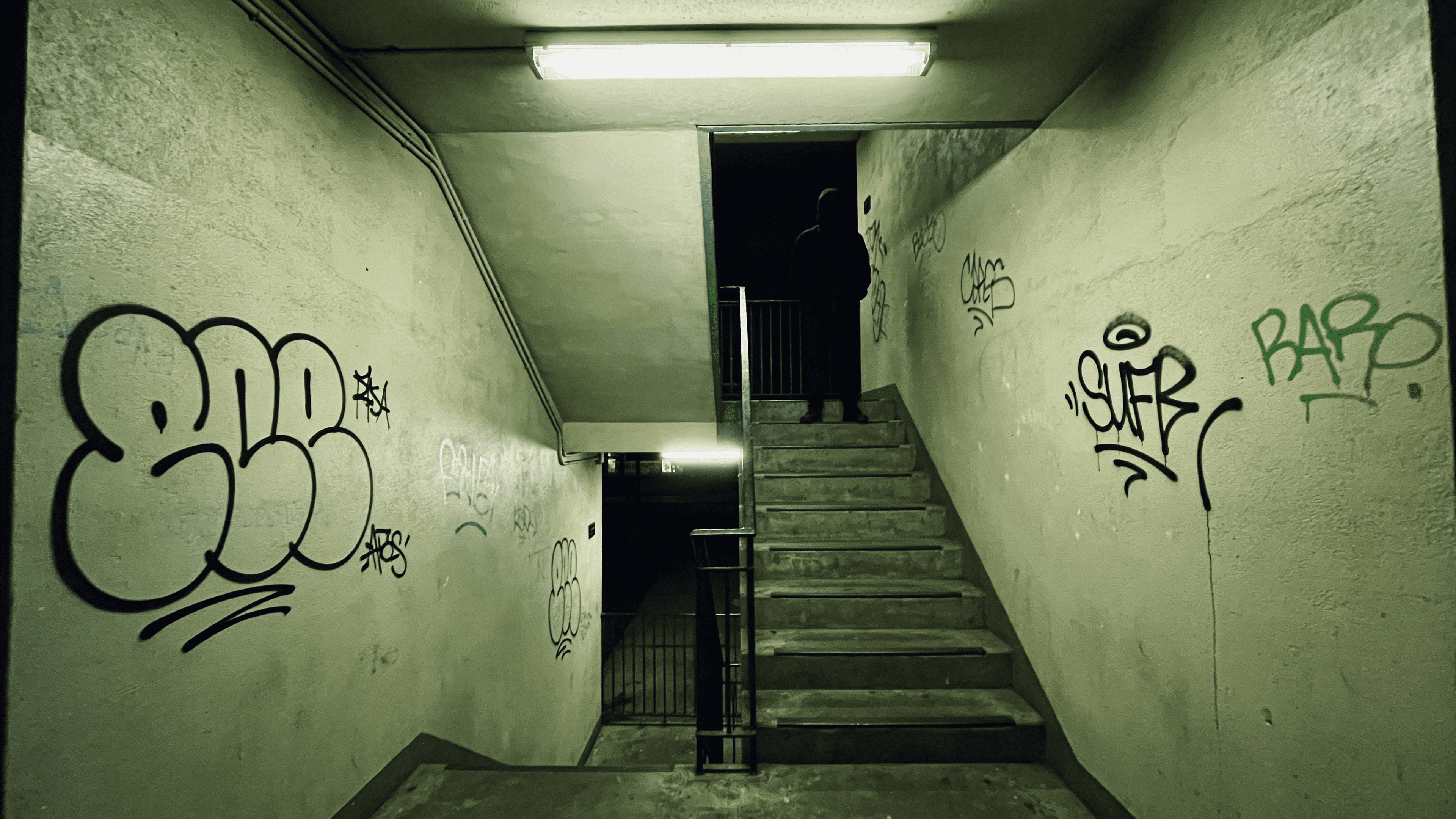 Trap & Drill Album Cover Trends 2026